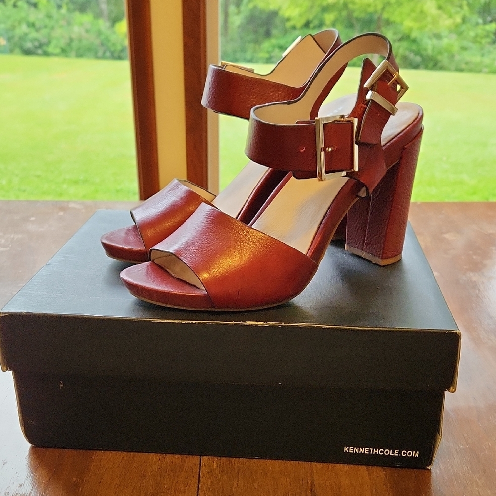 Kenneth Cole Red Heels Block Style